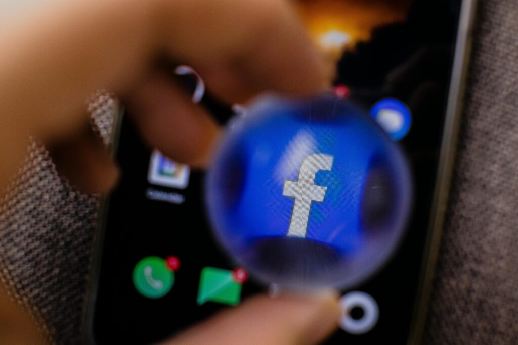 Ad agency Facebook